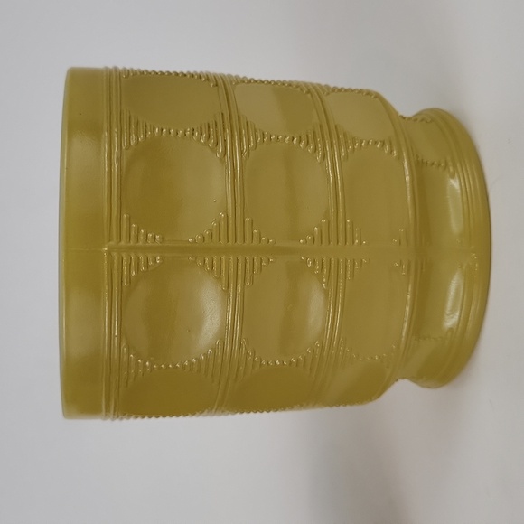 2 - Fire King Anchor Hocking Camelot Thumbprint Mugs "Rare" Coin Dot - Picture 5 of 16